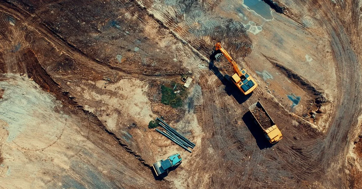 découvrez l'importance de la profondeur d'excavation pour vos projets de construction et d'aménagement, avec des conseils pour assurer sécurité et conformité.