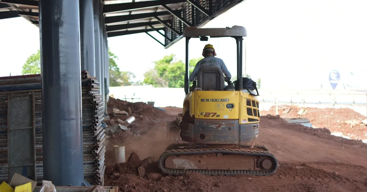 découvrez la profondeur d'excavation idéale pour votre terrasse afin d'assurer une fondation solide et durable. conseils pratiques et recommandations pour réussir vos travaux.