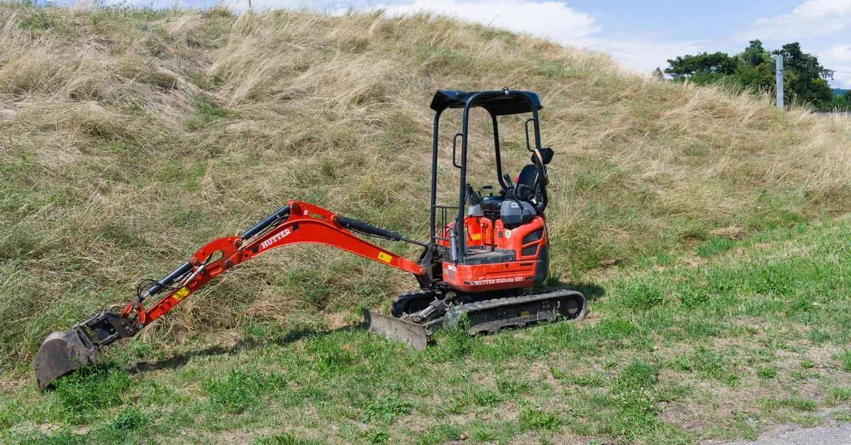 découvrez quelle mini-pelle choisir pour réaliser efficacement des travaux d’excavation sur 50 m², avec des conseils adaptés à votre chantier.