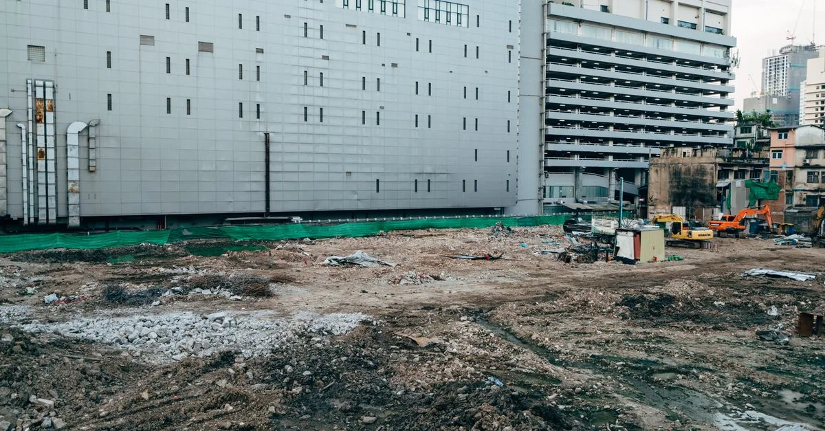 découvrez les étapes clés de l’excavation d’une piscine et préparez votre terrain pour une installation solide, sécuritaire et durable.